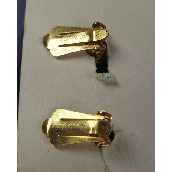 VTG Rare Hattie Carnegie Coral and White Stone Brooch and Clip-on Earrings Set - Picture 9 of 15